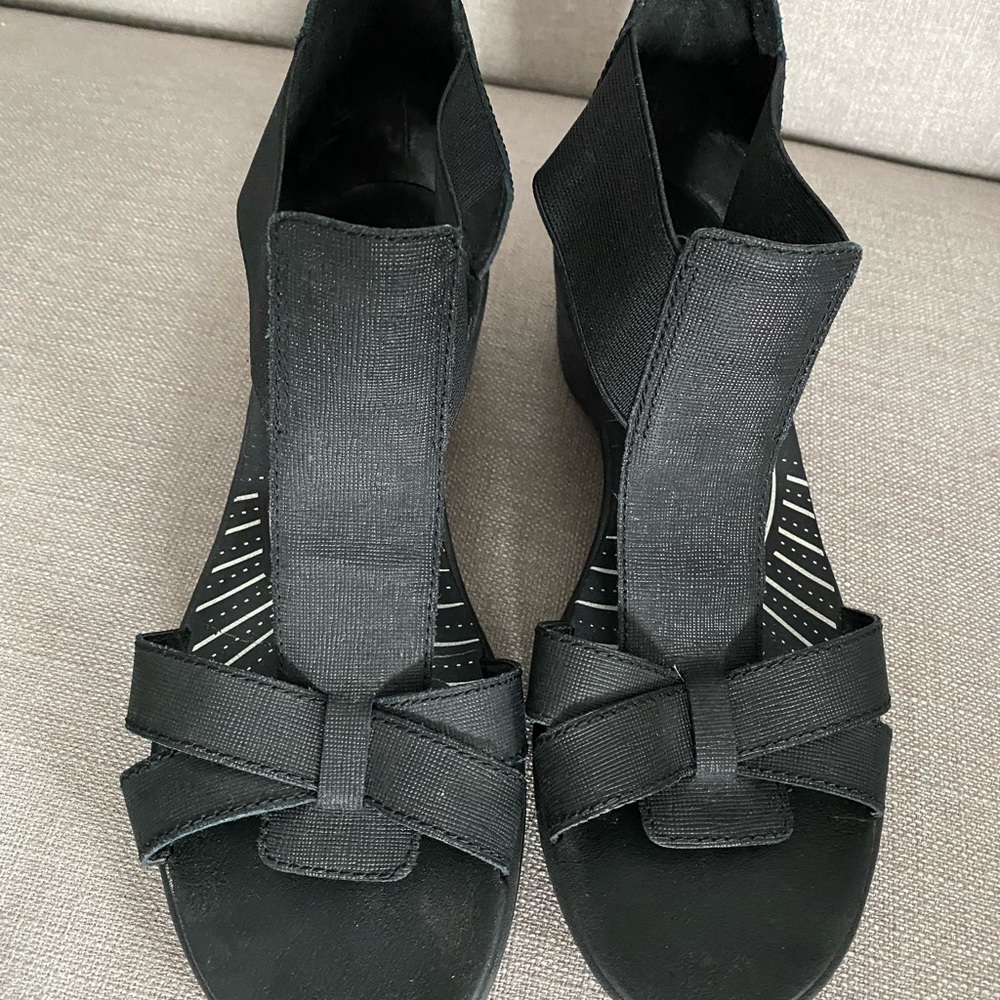 Bass Black Shoes